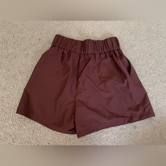 Express brown super high rise shorts size X Small NWT - Picture 4 of 7